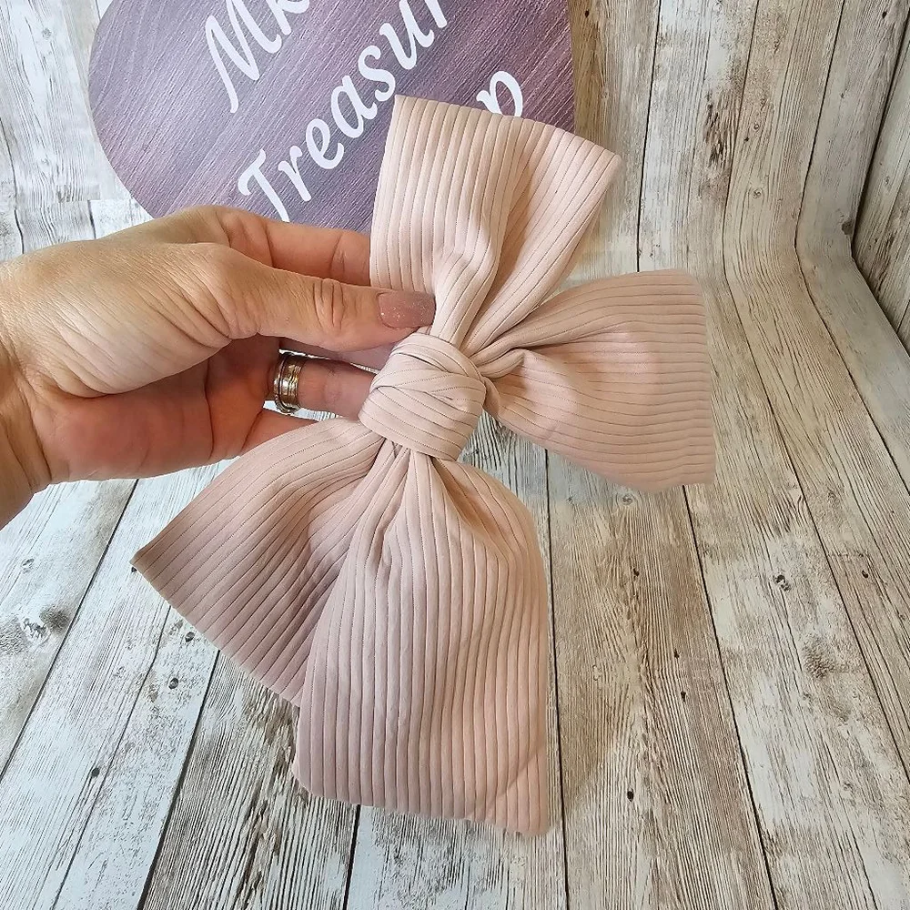 Women's Hair Bow One Size Pink